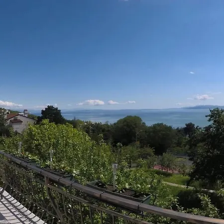 Apartman 4*diversity Of Choice, Convenience Of Proximity Opatija